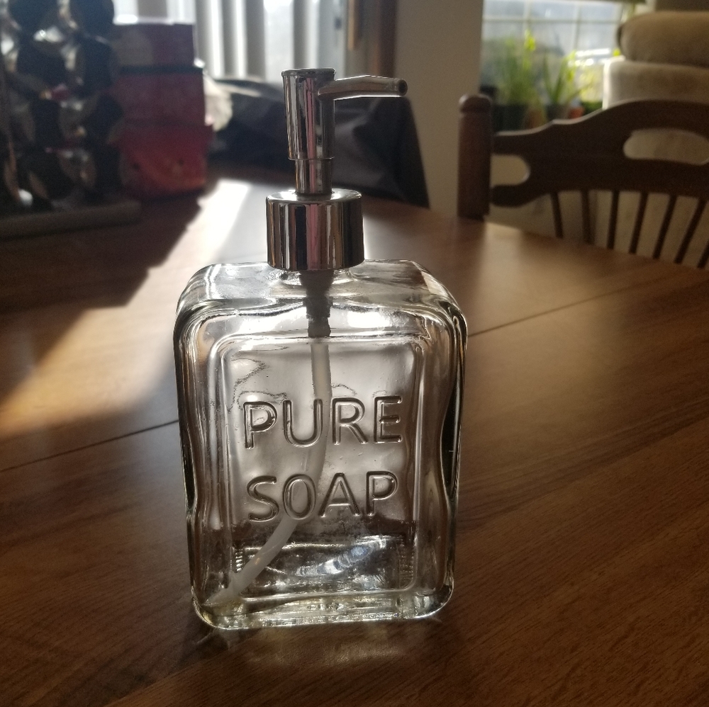 Glass soap dispenser